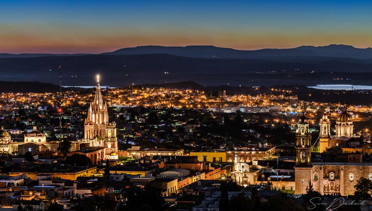 Night view of San Miguel