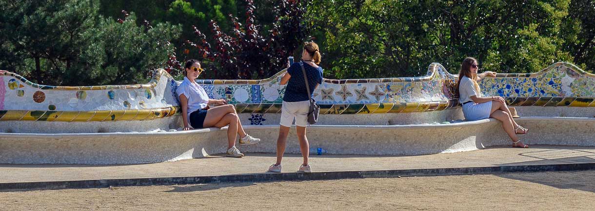 tiled bench in Parc Guell