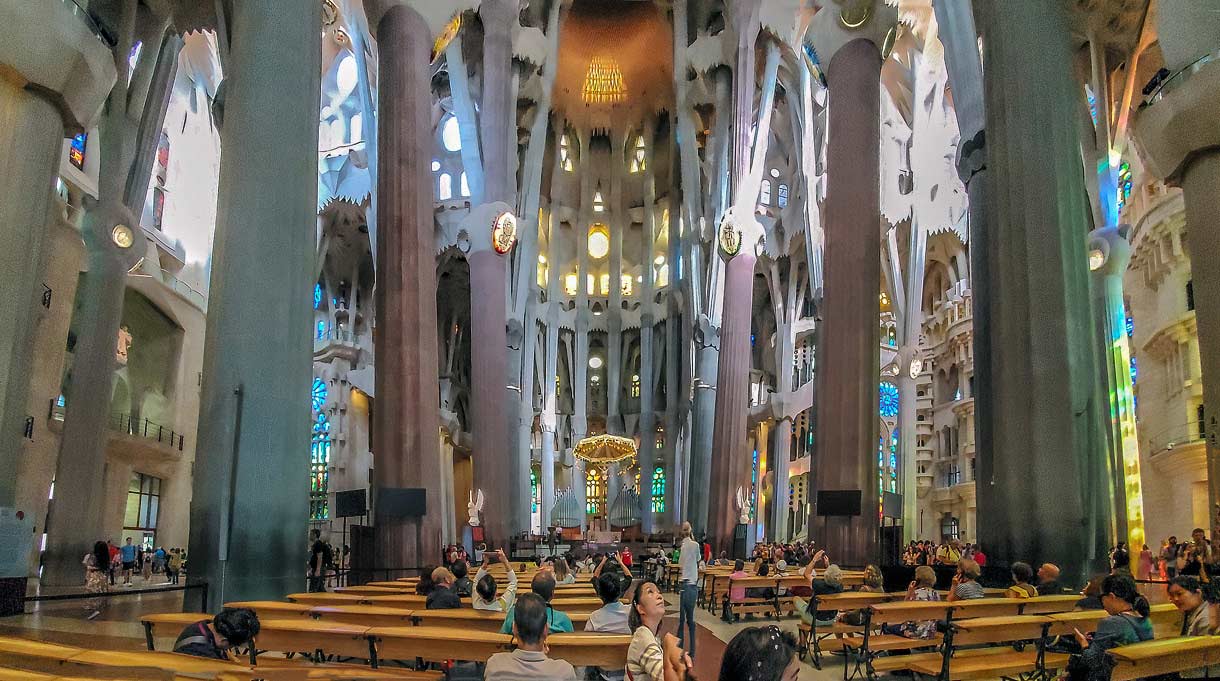 Sagrada Familia interior