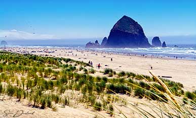 Haystack Rock, Cannon Beach, Oregon